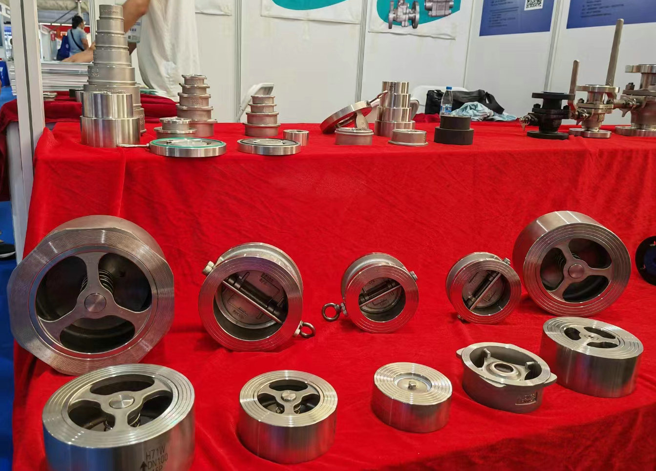 H76H對夾雙瓣旋啟式止回閥,H76H對夾式止回閥實物圖片.jpg H76H對夾雙瓣旋啟式止回閥,H76H對夾式止回閥實物圖片.jpg